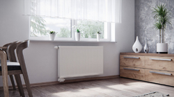 KORADO RADIK VKU 33-0300/0800, spodní připojení, white RAL9016